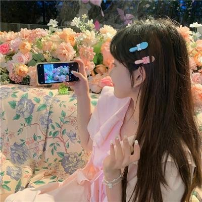 咫尺天涯